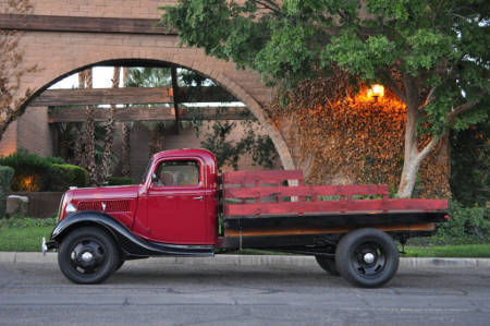 1937 Ford Las Vegas Restoration KAO Auto