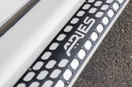 ARIES AdvantEDGE Truck Running Boards Aluminum